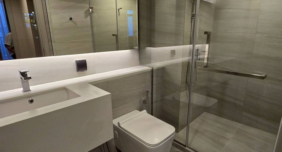 For rent 2 ベッドルーム condo in Bang Rak, Bangkok
