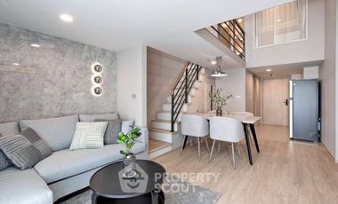 For rent 2 bedrooms condo in Bang Rak, Bangkok