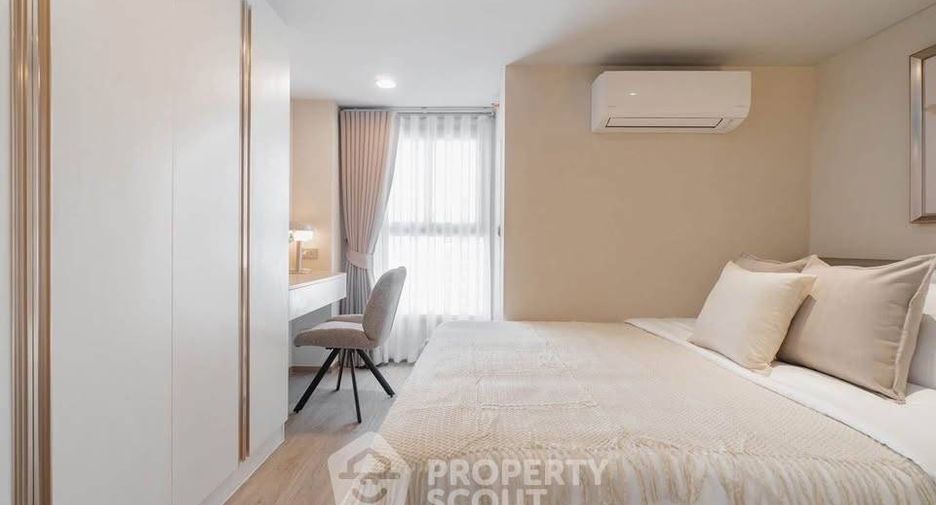 For rent 2 bedrooms condo in Bang Rak, Bangkok