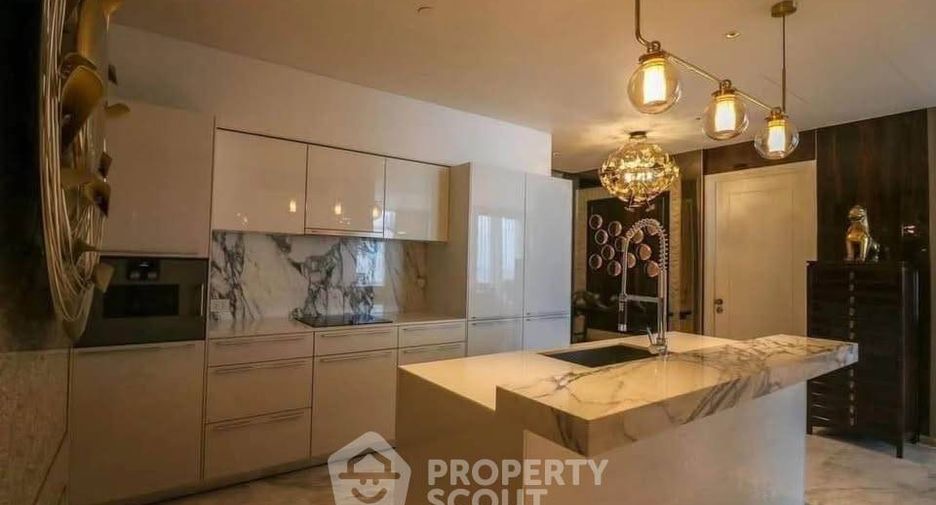 For rent 3 bedrooms condo in Bang Kho Laem, Bangkok