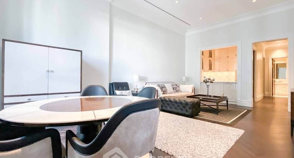 For rent 2 bedrooms condo in Pathum Wan, Bangkok