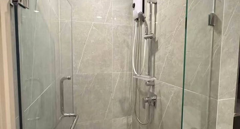 À louer 1 chambre condo à Huai Khwang, Bangkok