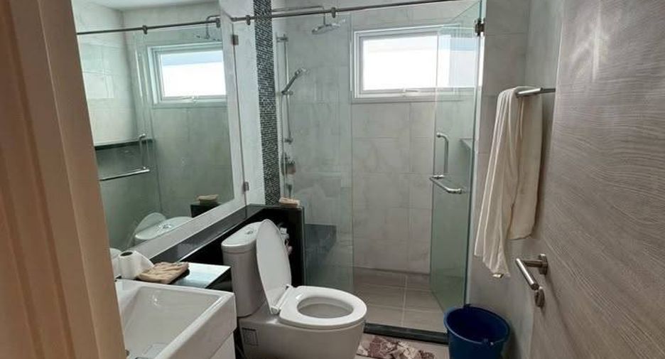 For rent 2 ベッドルーム condo in Yan Nawa, Bangkok
