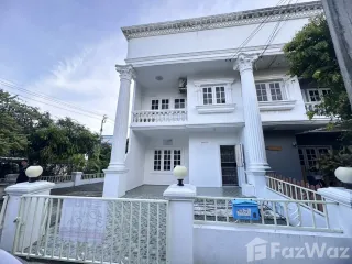 出售 3 卧室 联排别墅 在 Prawet, 曼谷
