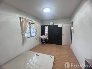 出售 3 卧室 联排别墅 在 Prawet, 曼谷