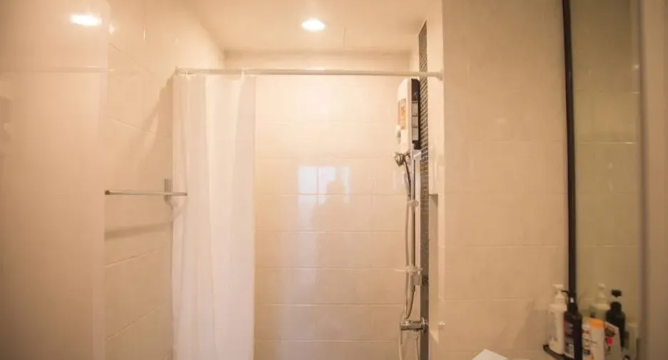 Condo en venta de estudio en Bang Phlat, Bangkok