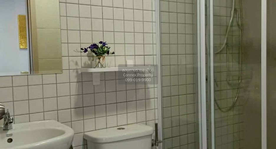 For rent 1 bed condo in Phra Khanong, Bangkok