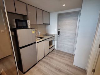 For rent 1 bed condo in Phaya Thai, Bangkok