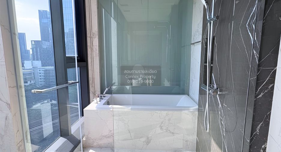 Condo en alquiler de 2 habitaciones en Khlong Toei, Bangkok
