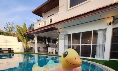 Haus zur Miete mit 5 Zimmer in Jomtien, Pattaya