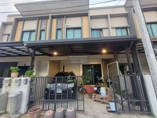 For rent 3 bedrooms townhouse in Bang Bua Thong, Nonthaburi