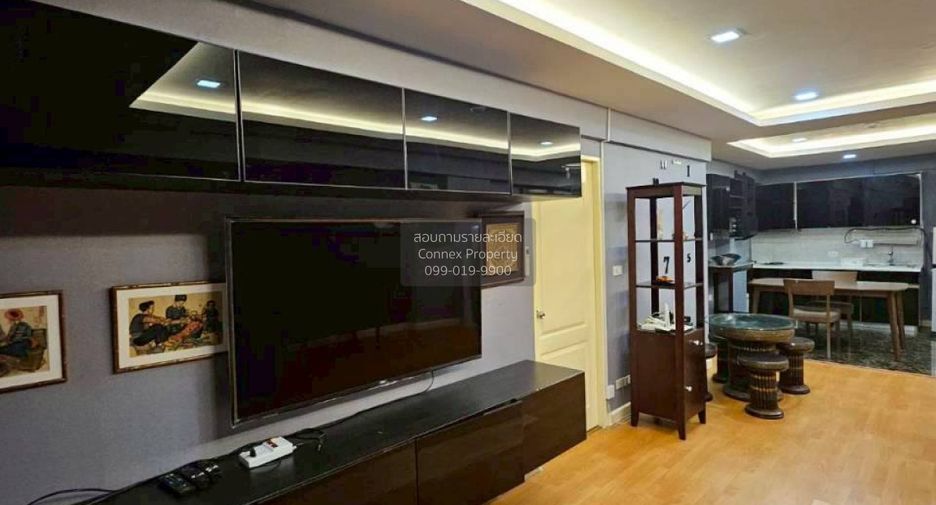 Condo en alquiler de 2 habitaciones en Huai Khwang, Bangkok