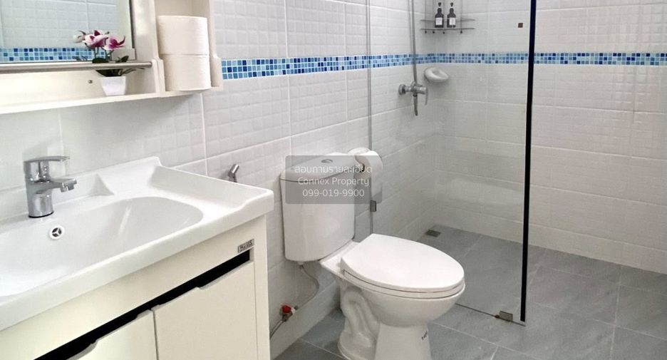 For rent 3 bedrooms villa in Bang Lamung, Chonburi