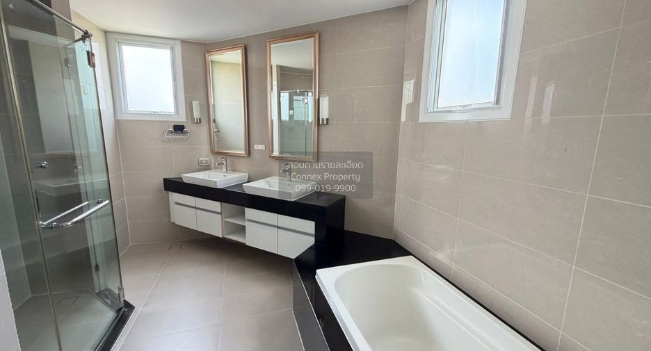 For rent 5 ベッドルーム condo in Huai Khwang, Bangkok