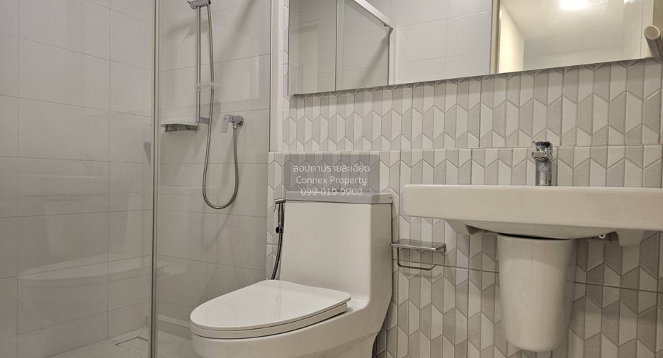 For rent 3 bedrooms townhouse in Bang Phli, Samut Prakan
