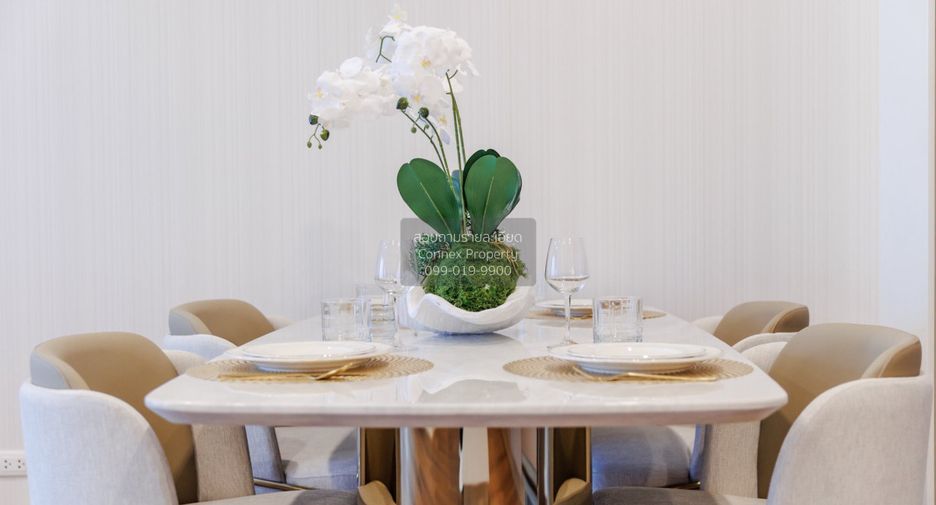For rent 2 bedrooms condo in Pathum Wan, Bangkok