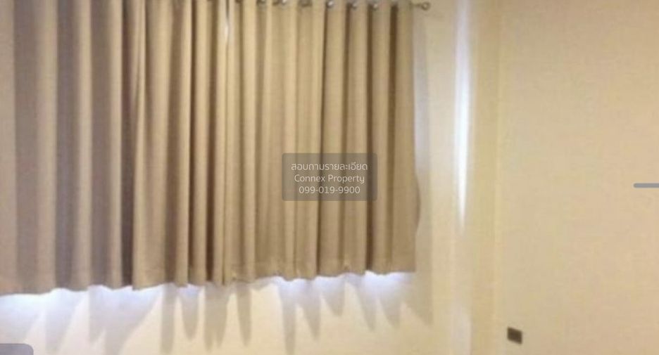 For rent 3 bedrooms townhouse in Khan Na Yao, Bangkok
