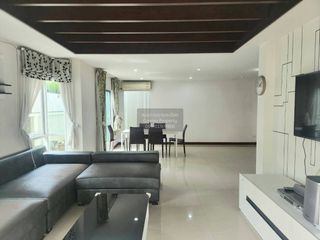 出租 3 卧室 独立屋 在 Pak Kret, Nonthaburi
