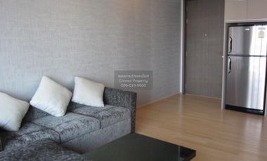 Condo en alquiler de 2 habitaciones en Khlong Toei, Bangkok