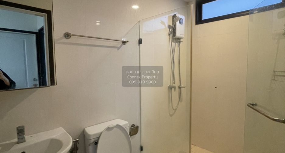 Condo en alquiler de 2 habitaciones en Bang Na, Bangkok