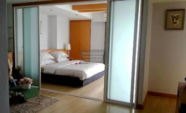 À louer 1 chambre condo à Watthana, Bangkok