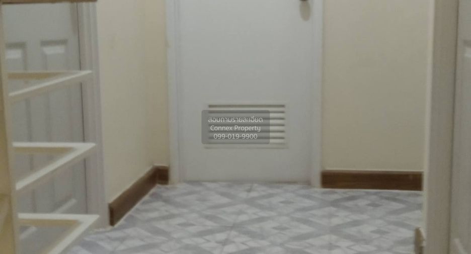 Reihenhaus zur Miete mit 4 Zimmer in Mueang Samut Prakan, Samut Prakan