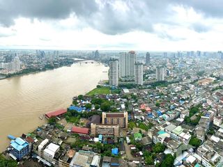 For rent 3 bedrooms condo in Bang Kho Laem, Bangkok