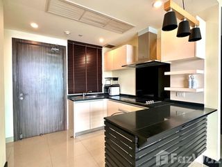 For rent 3 bedrooms condo in Bang Kho Laem, Bangkok