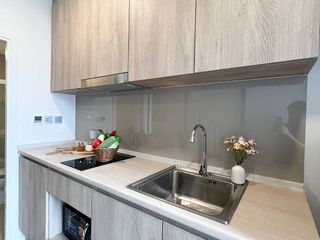 Wohnung zur Miete mit Studio in Khlong Toei, Bangkok