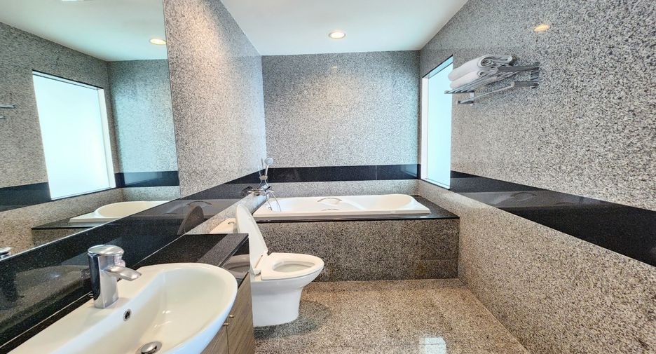 Wohnung zur Miete mit 2 Zimmer in Watthana, Bangkok