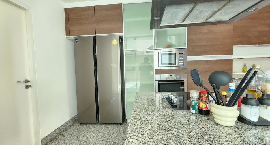 Wohnung zur Miete mit 2 Zimmer in Watthana, Bangkok