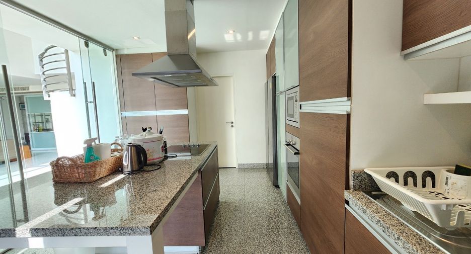 Wohnung zur Miete mit 2 Zimmer in Watthana, Bangkok