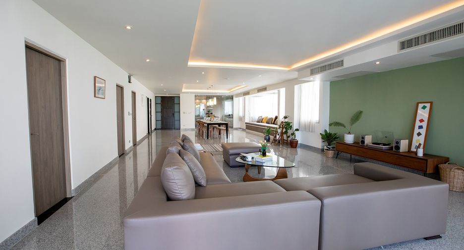 For rent 3 ベッドルーム condo in Watthana, Bangkok