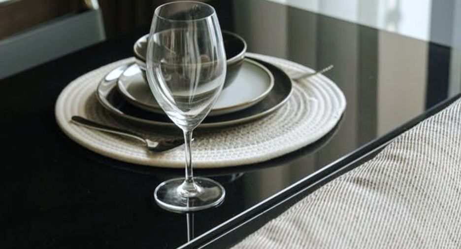 For rent 1 bed condo in Watthana, Bangkok