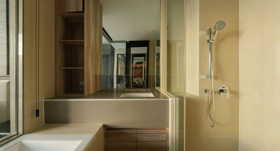 For rent 1 bed condo in Watthana, Bangkok