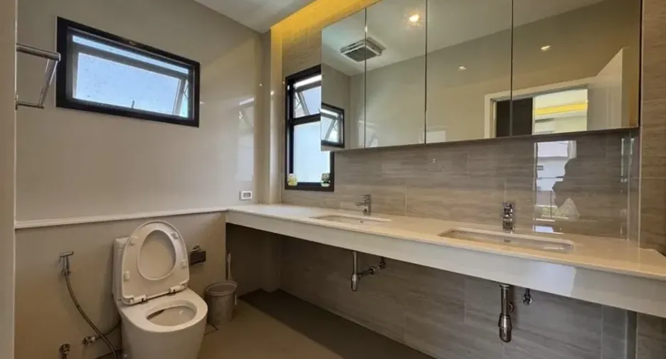 Villa zur Miete mit 4 Zimmer in East Pattaya, Pattaya