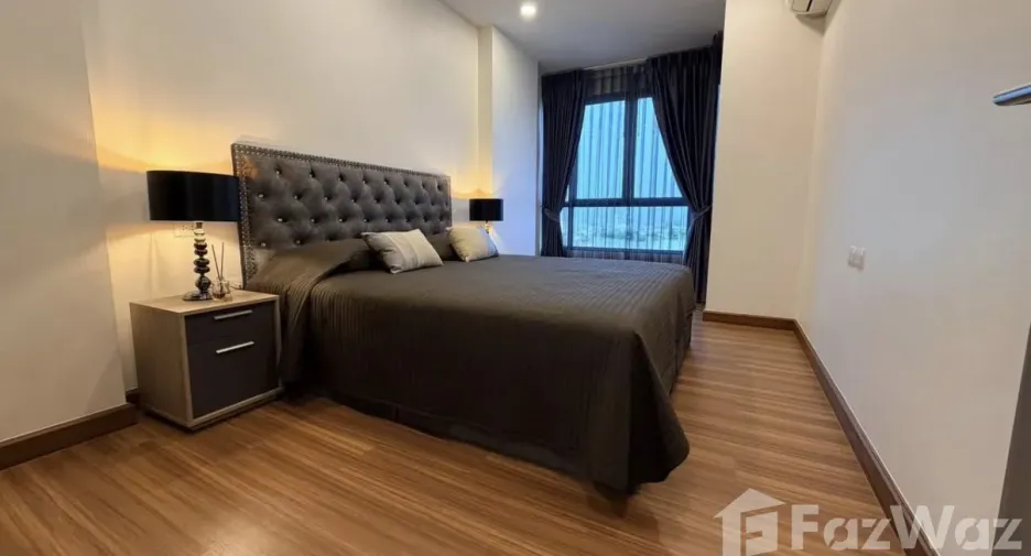 À louer 1 chambre condo à Khlong San, Bangkok