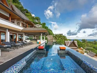 For sale 5 ベッドルーム villa in Thalang, Phuket