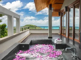 For sale 5 ベッドルーム villa in Thalang, Phuket