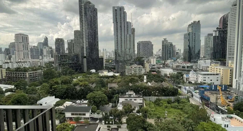 For rent 1 bed condo in Khlong Toei, Bangkok