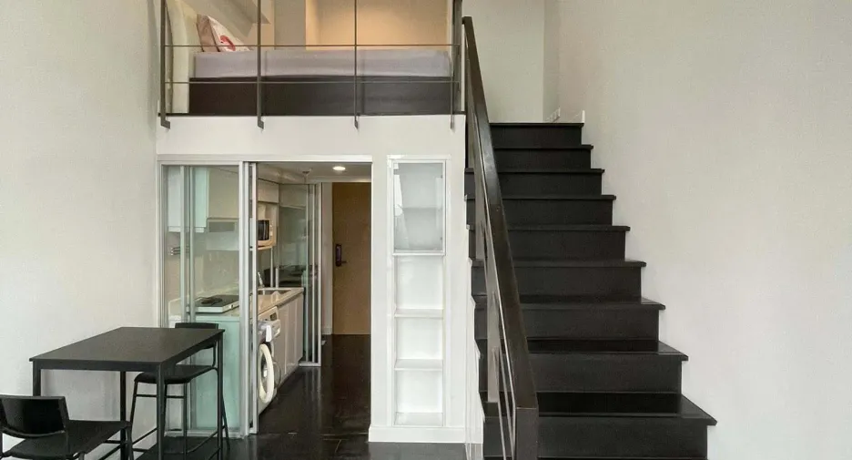 For rent 1 bed condo in Khlong Toei, Bangkok