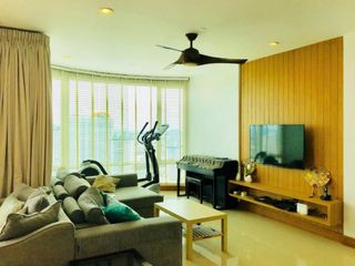 For sale 3 bedrooms condo in Bang Kho Laem, Bangkok