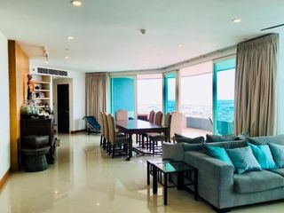 For sale 3 bedrooms condo in Bang Kho Laem, Bangkok