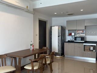 À louer 2 chambres condo à Bang Kho Laem, Bangkok