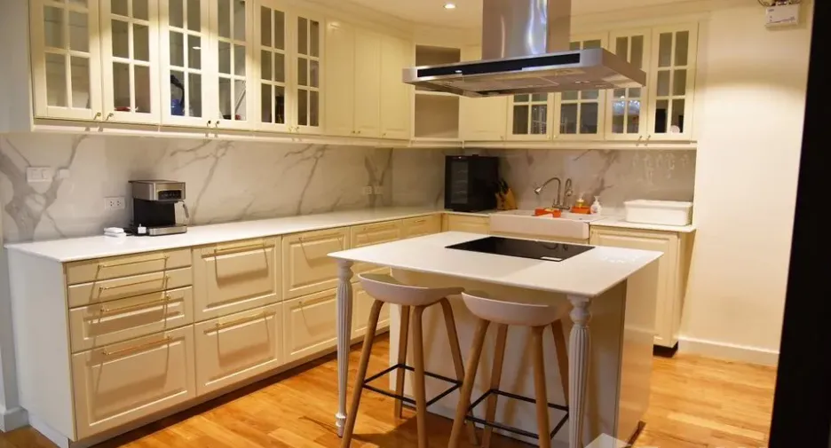 Condo en venta de 4 habitaciones en Bang Kho Laem, Bangkok