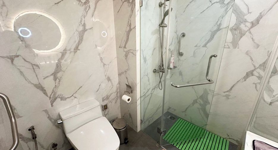 Продажа 4 спальни кондо в Банг Кхо Лаем, Бангкок