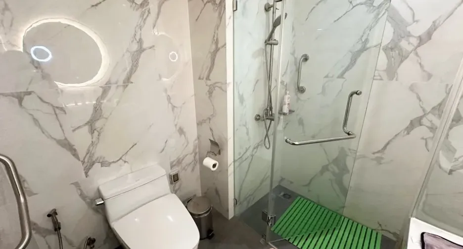 Condo en venta de 4 habitaciones en Bang Kho Laem, Bangkok