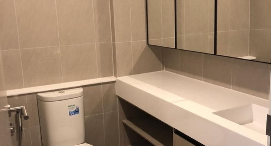 Wohnung zur Miete mit 1 Zimmer in Pathum Wan, Bangkok