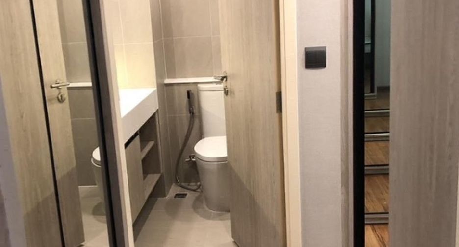 Wohnung zur Miete mit 1 Zimmer in Pathum Wan, Bangkok