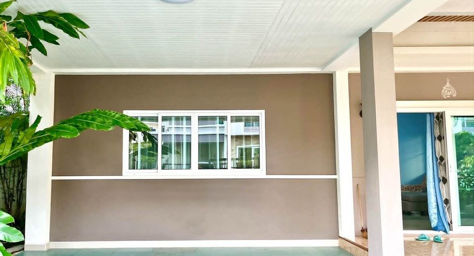 Haus zur Miete mit 4 Zimmer in Mueang Phuket, Phuket
